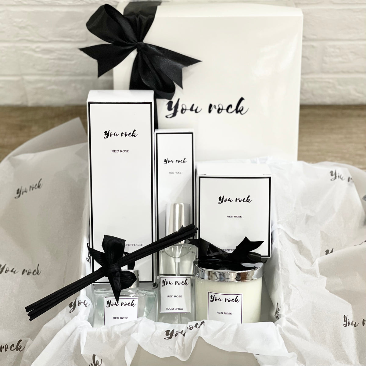 anniversary or wedding gift box dubai