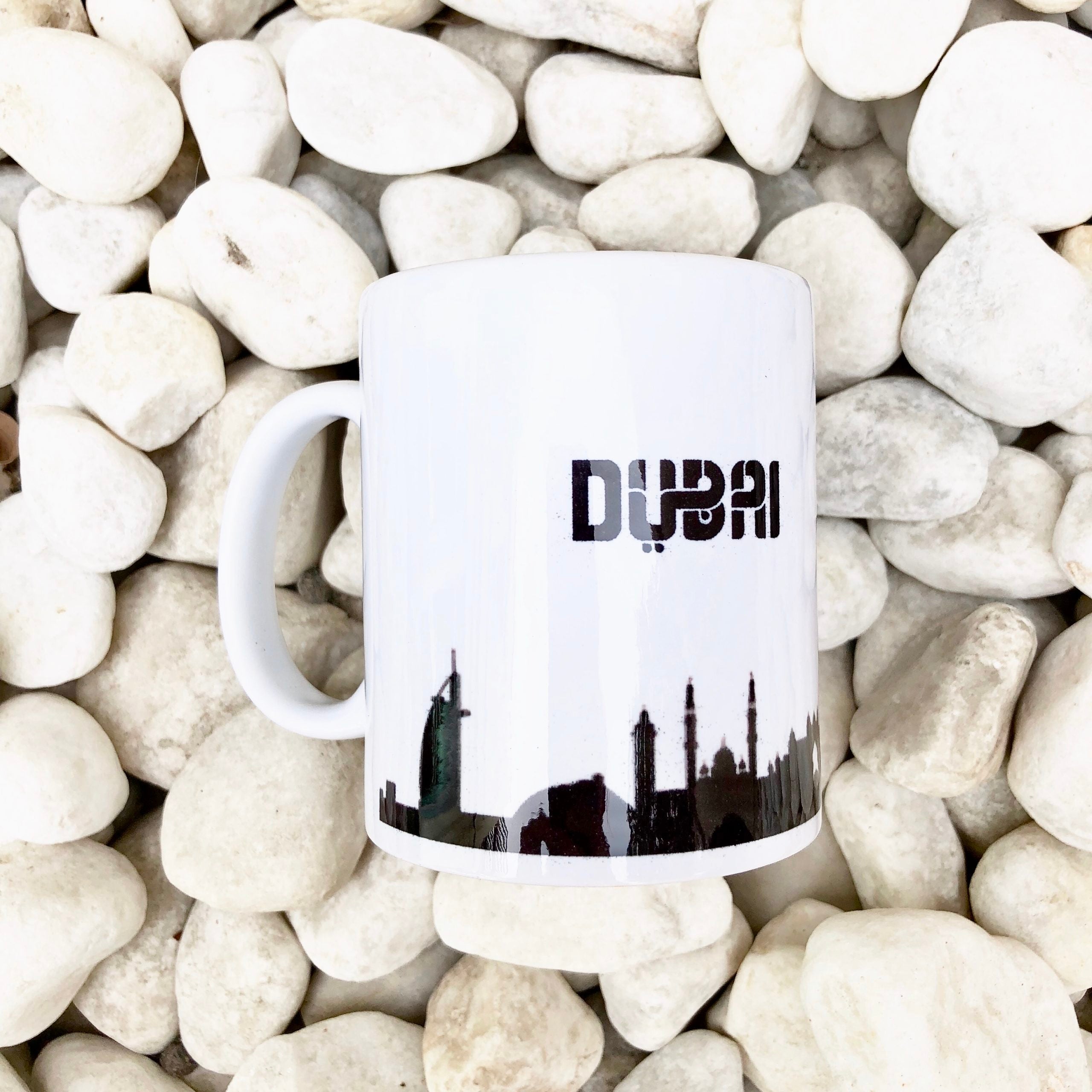 Beautiful White Ceramic Coffee / Tea Dubai Souvenir Mug